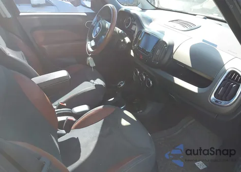 2014 Fiat 500L Trekking z USA, uszkodzony, nr VIN ZFBCFADH6EZ018719